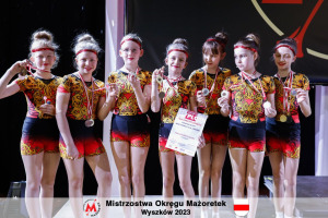 Cheerleaderki Pasji z workiem medali (zdjcia)