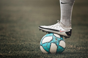 Korki piłkarskie Nike. Jak wybrać odpowiednie?